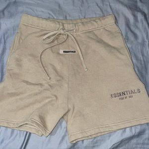 Essentials Sweat shorts